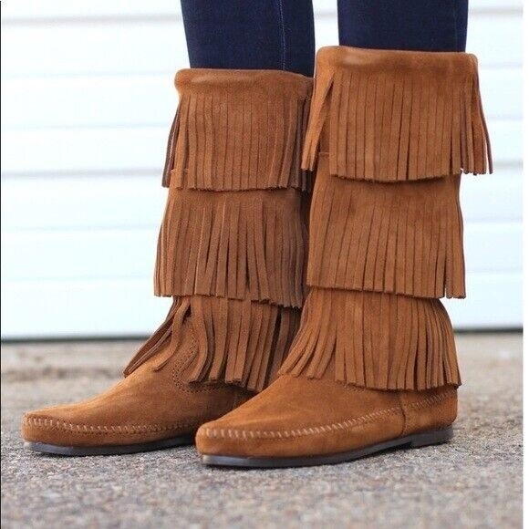 MINNETONKA Moccasins NEW 3 Layer Fringe Boots Womens Sz 6 Camel Suede Leather - Picture 1 of 4